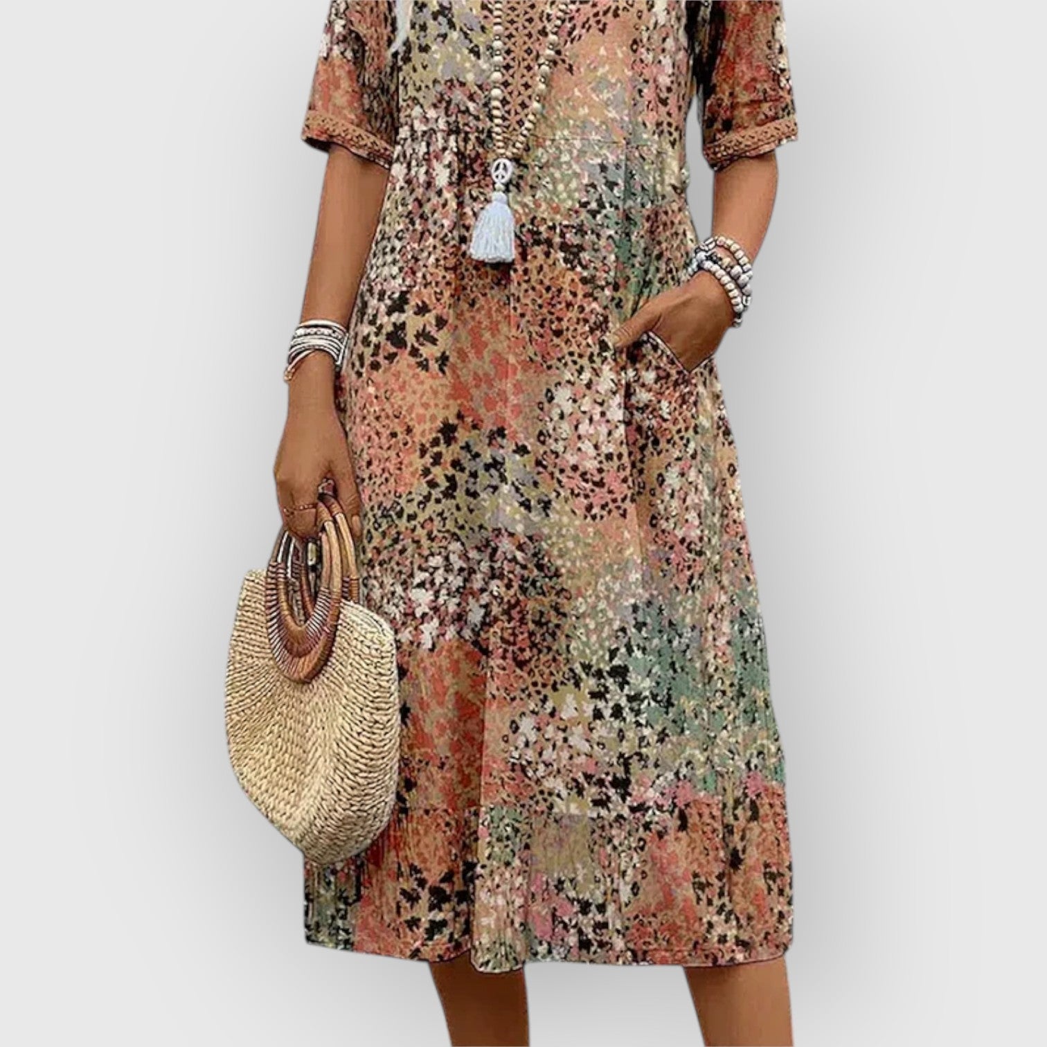 Virelle | Levendige midi jurk met kleurrijke print