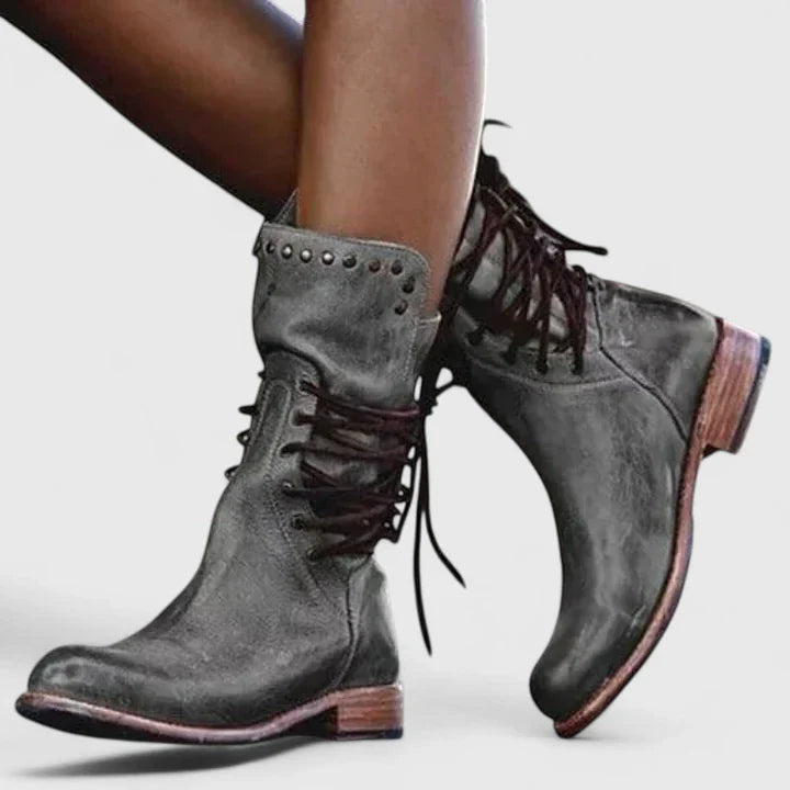 Lacewood | Elegant Boots